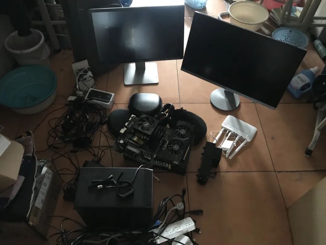 8d97254865d344d3808556848535e012.jpg