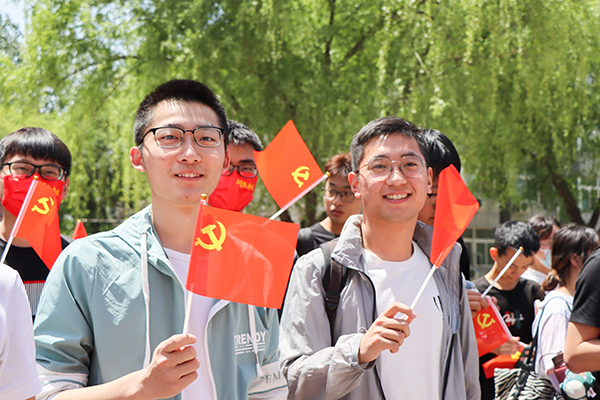 2021-5-25“禮贊新時代，頌歌獻(xiàn)給黨”合唱紅歌（含校領(lǐng)導(dǎo)）楊利 孫鈺淇-20.JPG
