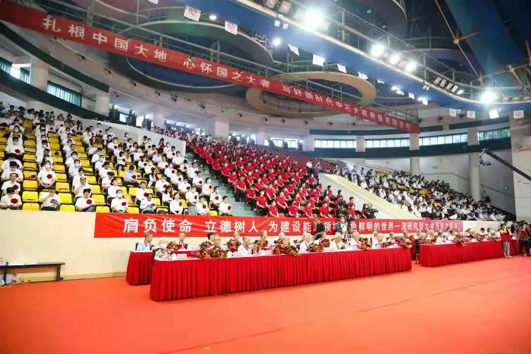 e4f202bd67d7448c89929275407d813b.jpg