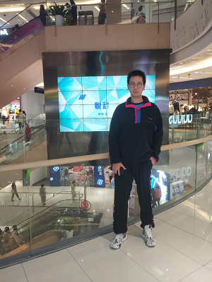 石油工程學(xué)院+劉新希+生活照.png