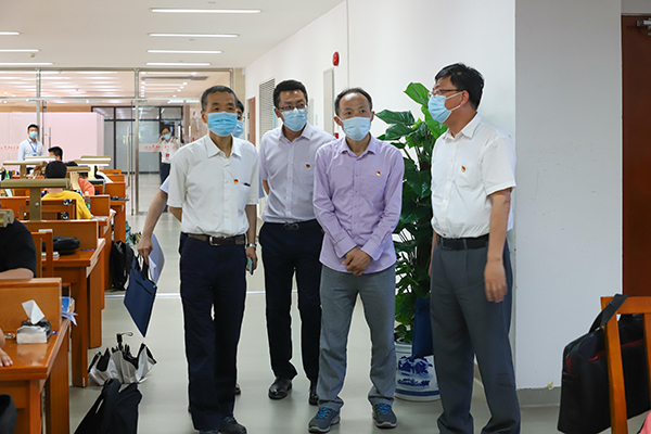 3d2148aefe184a9fb5231409b7a2ecda.jpg 市教委巡查陳淼攝(9)_毒霸看圖.jpg